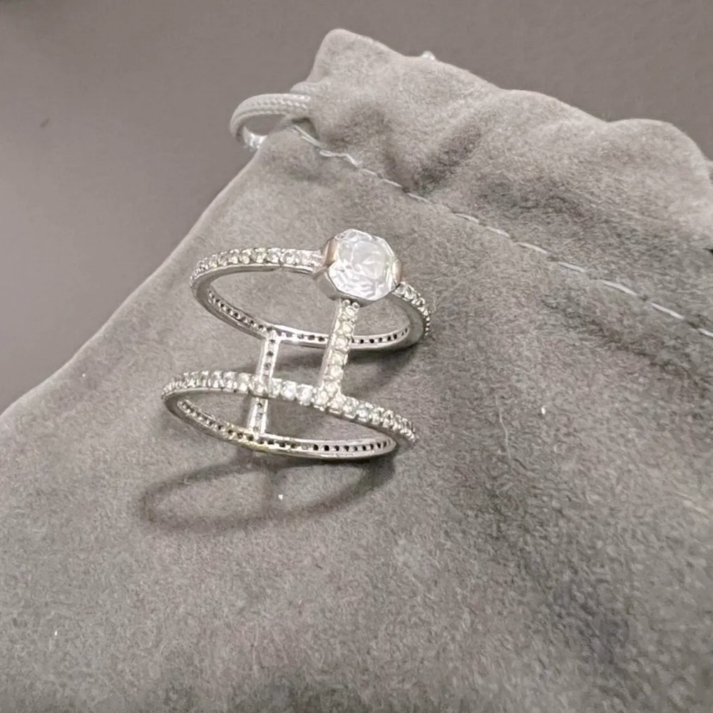 Henri Bendel Luxe Swarovski Crystal Double Cage Silver Ring Size 7